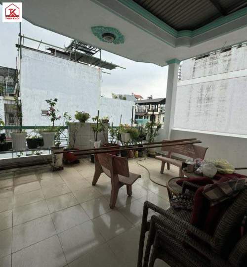 Nhà 3 tầng vuông vức ngay khu Bàu Cát, Tân Bình